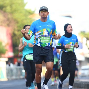 Race photo from SURABAYA ISOPLUS MARATHON 2026
