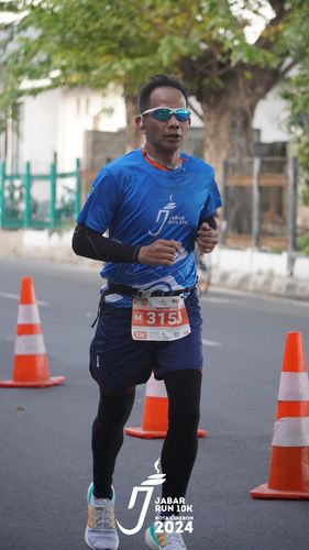 Race photo from Jabar Run 10K 2024