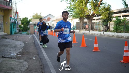 Race photo from Jabar Run 10K 2024