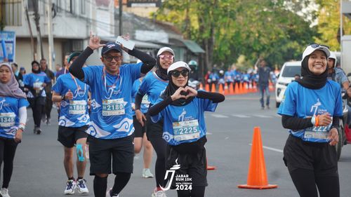 Race photo from Jabar Run 10K 2024