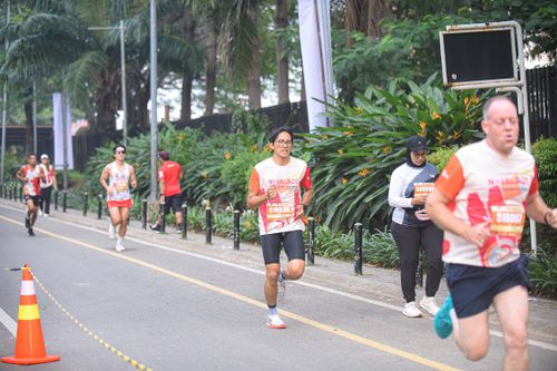 Race photo from NOTARACE 2025