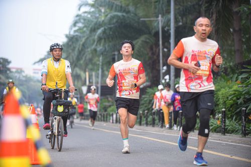 Race photo from NOTARACE 2025