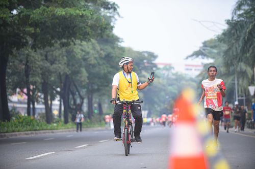 Race photo from NOTARACE 2025