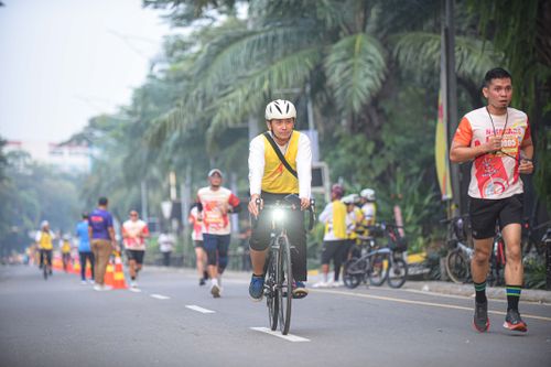 Race photo from NOTARACE 2025