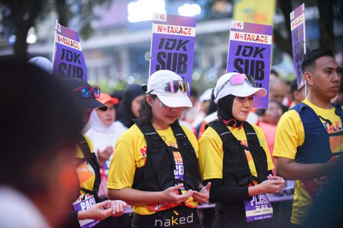 Race photo from NOTARACE 2025