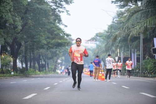 Race photo from NOTARACE 2025