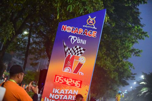 Race photo from NOTARACE 2025