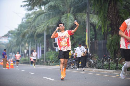 Race photo from NOTARACE 2025