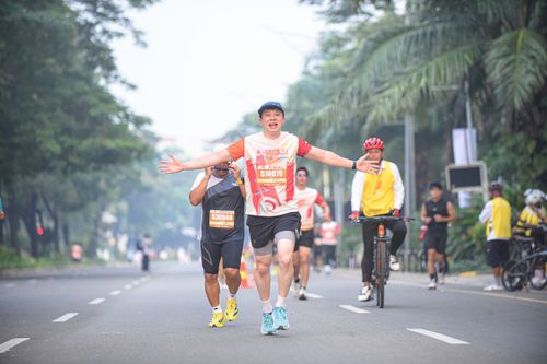 Race photo from NOTARACE 2025