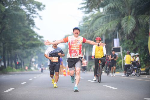 Race photo from NOTARACE 2025