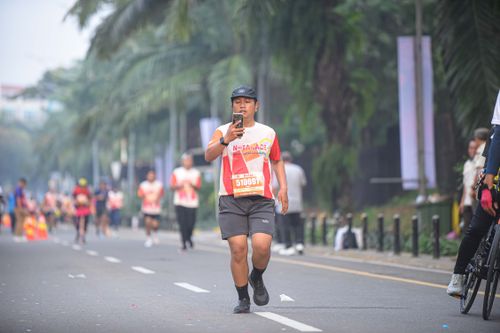 Race photo from NOTARACE 2025