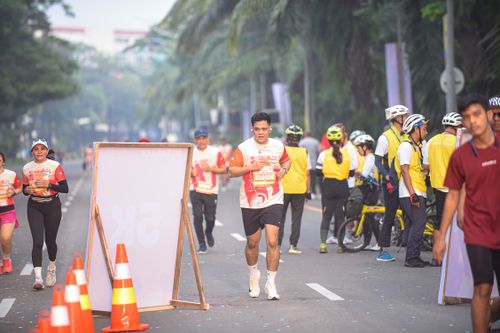 Race photo from NOTARACE 2025