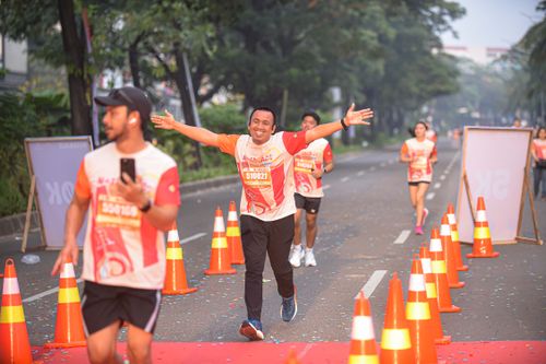 Race photo from NOTARACE 2025