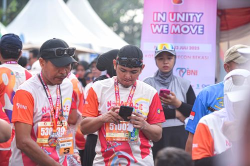 Race photo from NOTARACE 2025