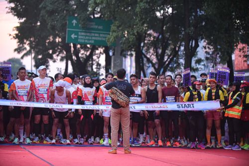 Race photo from NOTARACE 2025