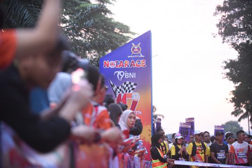 Race photo from NOTARACE 2025