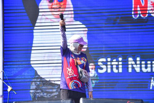 Race photo from NOTARACE 2025