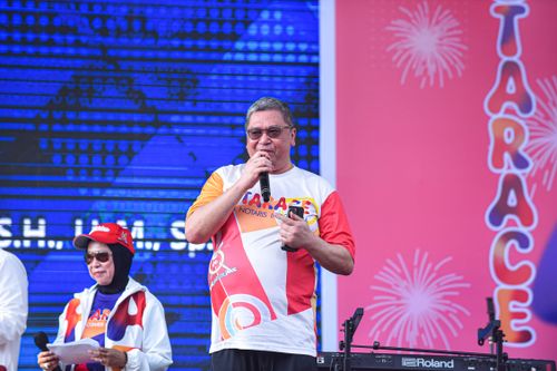 Race photo from NOTARACE 2025