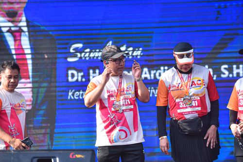 Race photo from NOTARACE 2025