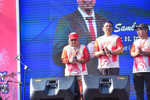 Race photo from NOTARACE 2025