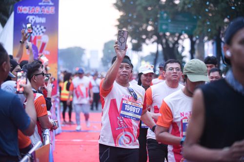 Race photo from NOTARACE 2025