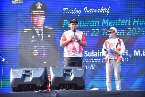 Race photo from NOTARACE 2025