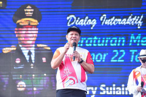 Race photo from NOTARACE 2025