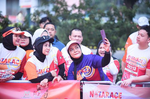 Race photo from NOTARACE 2025