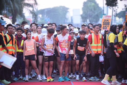 Race photo from NOTARACE 2025