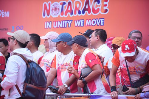 Race photo from NOTARACE 2025