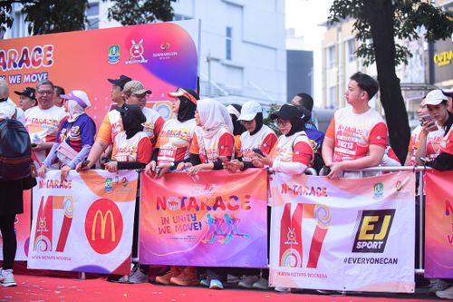 Race photo from NOTARACE 2025