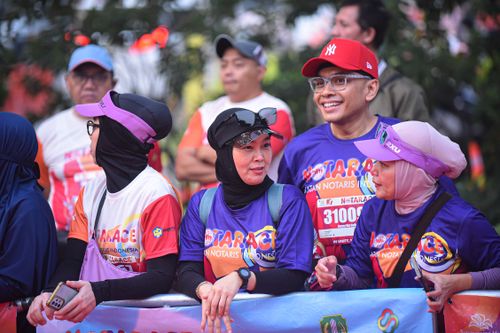 Race photo from NOTARACE 2025