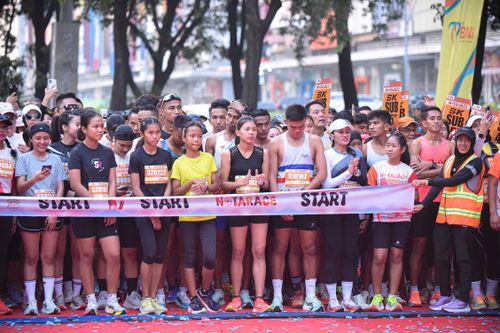 Race photo from NOTARACE 2025
