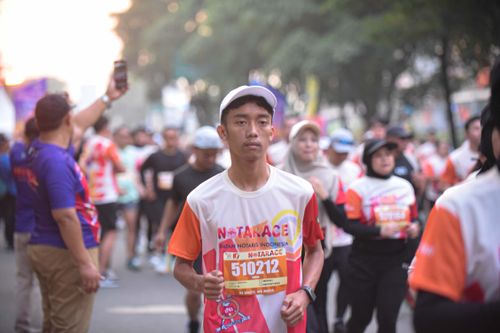 Race photo from NOTARACE 2025