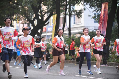 Race photo from NOTARACE 2025