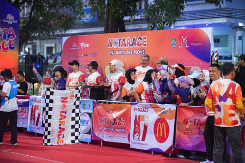Race photo from NOTARACE 2025