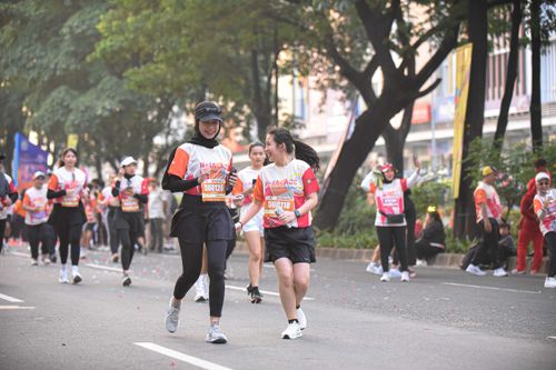 Race photo from NOTARACE 2025