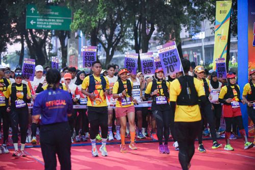 Race photo from NOTARACE 2025