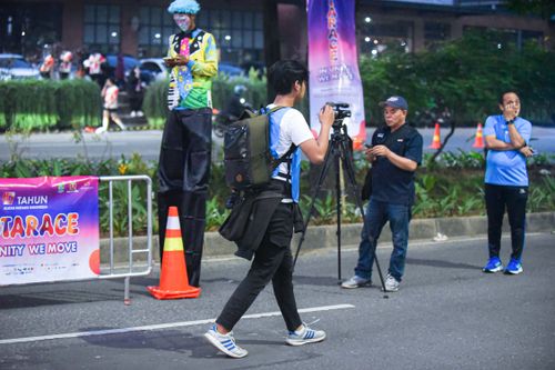 Race photo from NOTARACE 2025