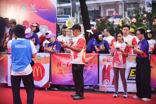 Race photo from NOTARACE 2025