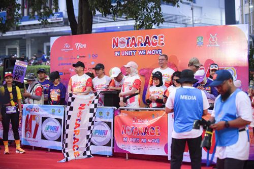 Race photo from NOTARACE 2025