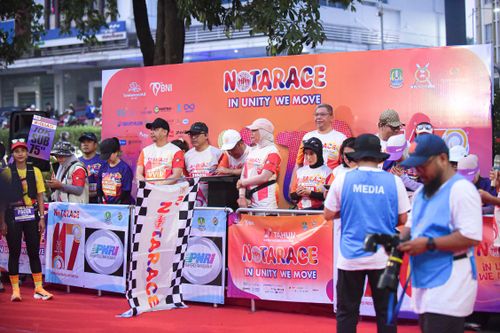 Race photo from NOTARACE 2025
