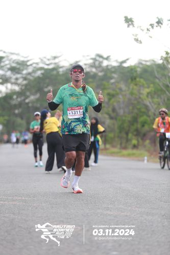 Race photo from Arutmin Borneo Run 2024