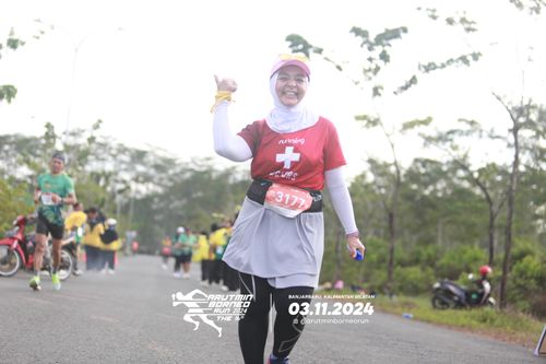 Race photo from Arutmin Borneo Run 2024