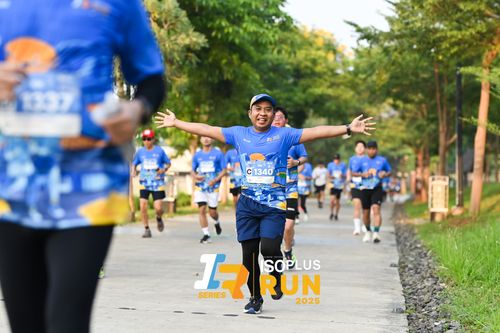 Race photo from ISOPLUS RUN 2025 - JAKARTA