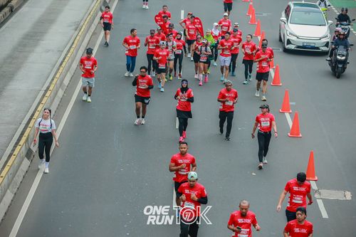 Race photo from ONE RUN 10K 2025