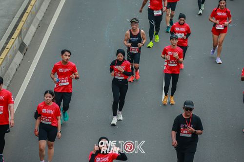 Race photo from ONE RUN 10K 2025