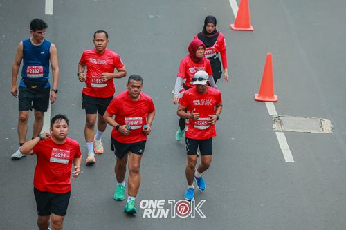 Race photo from ONE RUN 10K 2025