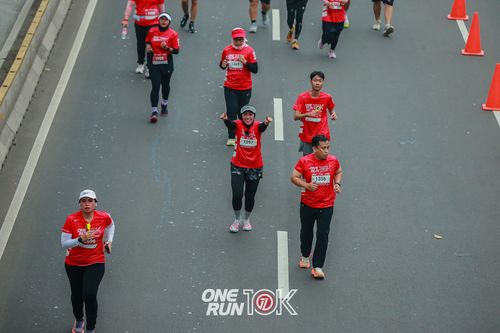 Race photo from ONE RUN 10K 2025