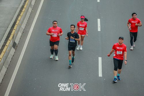 Race photo from ONE RUN 10K 2025